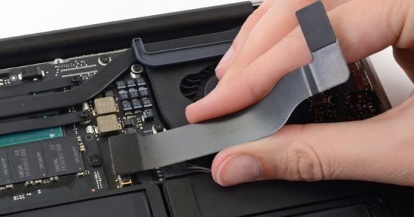 Заміна шлейфу матриці ноутбука в Тернополі