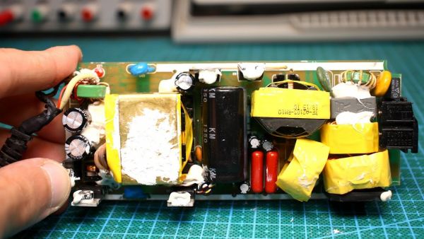 Ремонт / заміна блоку живлення ноутбука в Тернополі