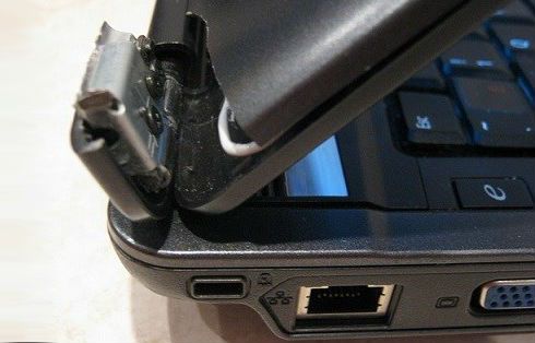 Заміна петель матриці ноутбука в Тернополі